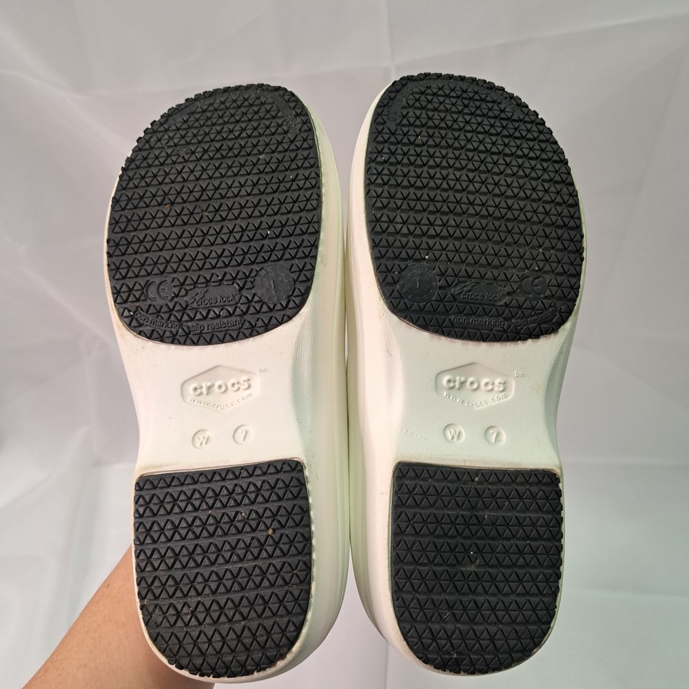 Crocs Women's Neria Pro II White Work Clogs Sz 7W Utility Comfort Professional - Picture 5 of 5